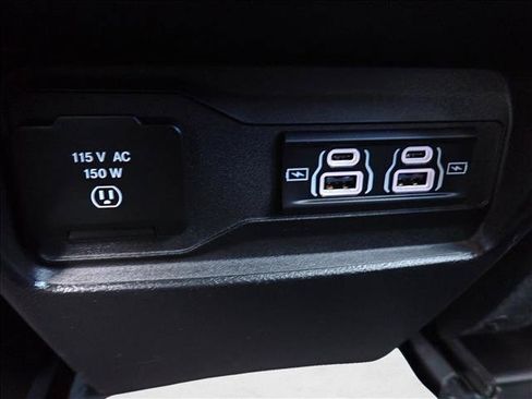 Used 2022 Jeep Grand Cherokee Overland w/ Adv Protech Group III AWD/4WD image 11