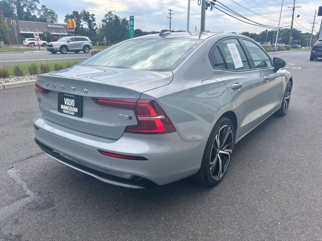 Certified 2025 Volvo S60 B5 Plus AWD/4WD image 5