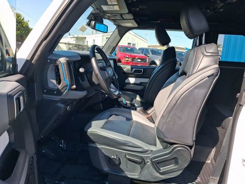 Used 2022 Ford Bronco Black Diamond AWD/4WD image 12