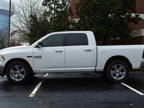 Used 2017 RAM 1500 Big Horn image 8