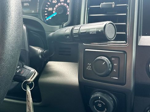 Certified 2019 Ford F150 XLT w/ Equipment Group 302A Luxury AWD/4WD image 22