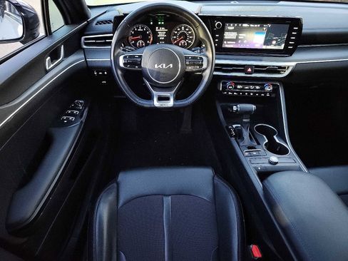 Used 2023 Kia K5 GT-Line image 11