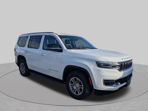 Used 2023 Jeep Wagoneer 4WD w/ Convenience Group I image 1