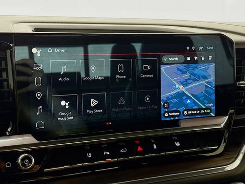 Used 2025 GMC Sierra 2500 SLT w/ SLT Premium Package image 16