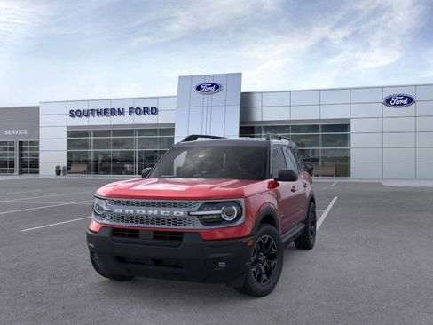 New 2025 Ford Bronco Sport Outer Banks image 2