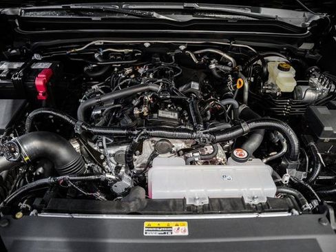 New 2026 Toyota Tacoma SR5 image 18