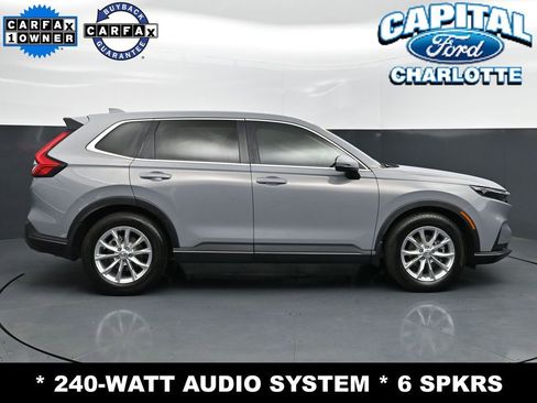 Used 2025 Honda CR-V EX image 8