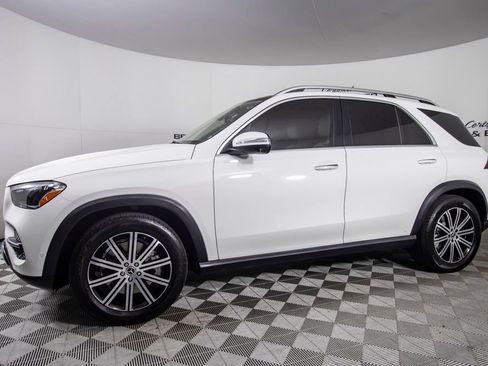 Used 2024 Mercedes-Benz GLE 450 4MATIC image 9