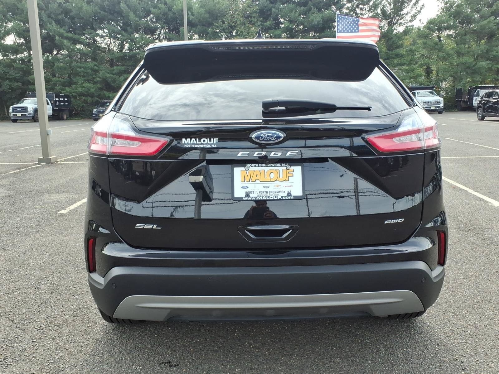 Used 2024 Ford Edge SEL AWD/4WD image 5