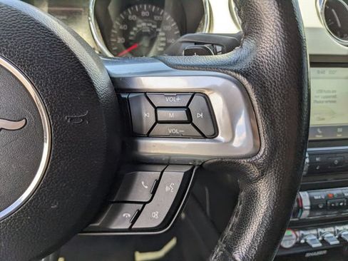 Used 2016 Ford Mustang Premium RWD image 31