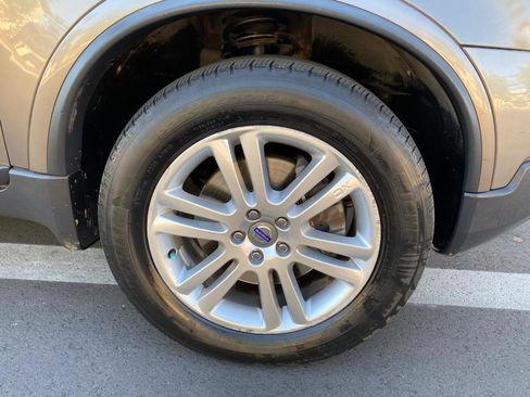 Used 2011 Volvo XC90 3.2 image 13