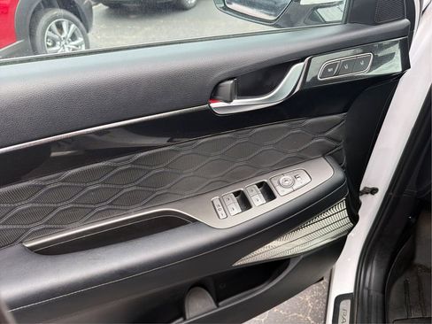 Used 2020 Hyundai Palisade Limited image 21