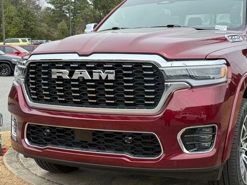 Used 2025 RAM 1500 Tungsten w/ Trailer Tow Group image 10