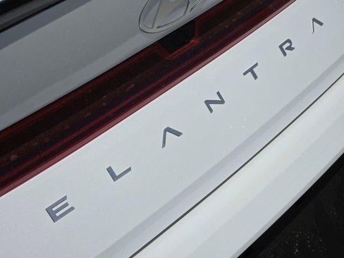 New 2026 Hyundai Elantra SEL Sport Premium FWD image 7