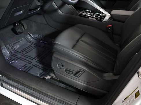 Used 2025 Audi Q5 Premium w/ Convenience Package AWD/4WD image 26