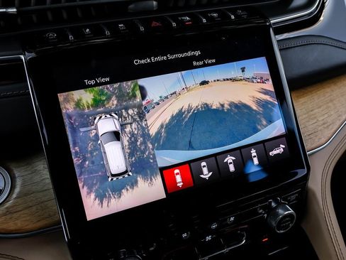 Used 2022 Jeep Grand Cherokee L Summit image 31