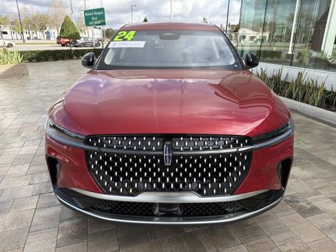 Certified 2024 Lincoln Nautilus Premier image 7