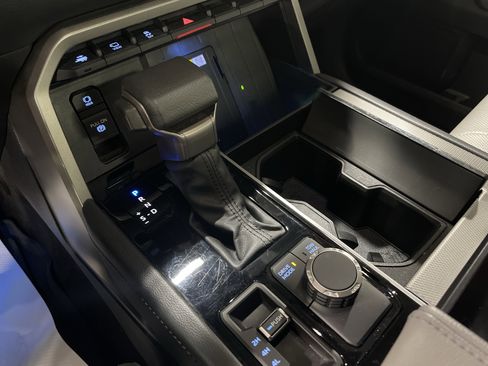 Used 2024 Toyota Sequoia SR5 image 27