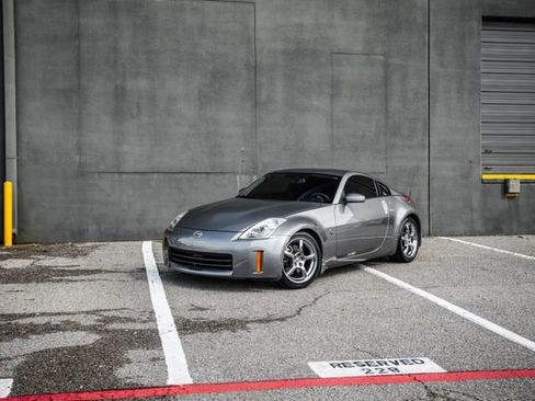 Used 2008 Nissan 350Z Enthusiast w/ Cargo Convenience Pkg image 31