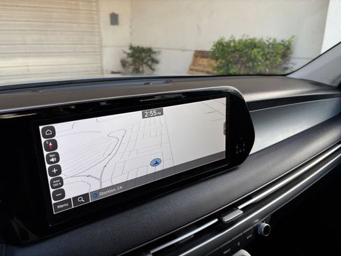 Used 2025 Hyundai Palisade SEL FWD image 19