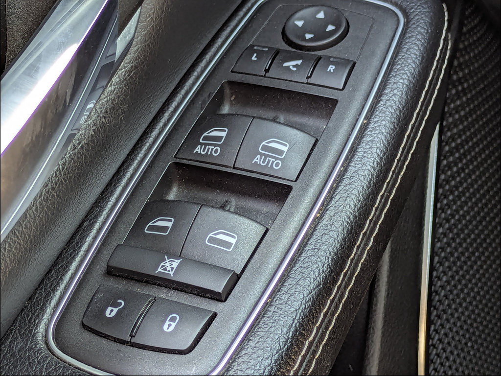 Used 2024 RAM 1500 Laramie AWD/4WD image 26