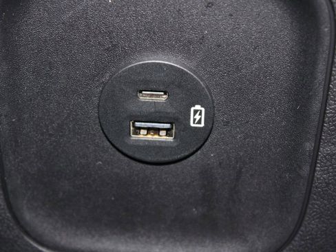 Used 2023 Ford Escape SE w/ PHEV Premium Package image 33