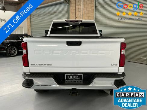 Used 2022 Chevrolet Silverado 2500 LTZ w/ LTZ Premium Package AWD/4WD image 6
