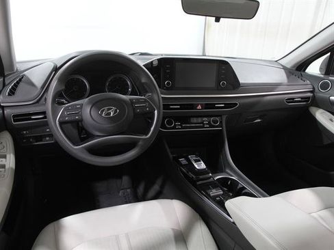 Used 2022 Hyundai Sonata SEL image 6