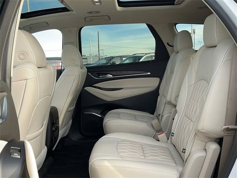 Used 2023 Buick Enclave Avenir w/ Avenir Technology Package image 15