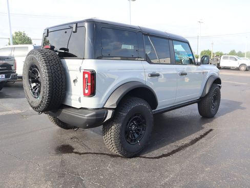 New 2026 Ford Bronco Badlands AWD/4WD image 23