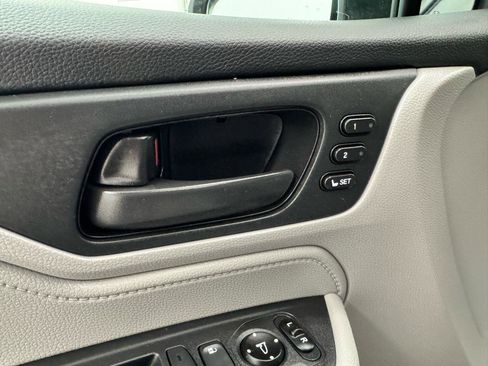 Used 2019 Honda Odyssey EX-L image 12