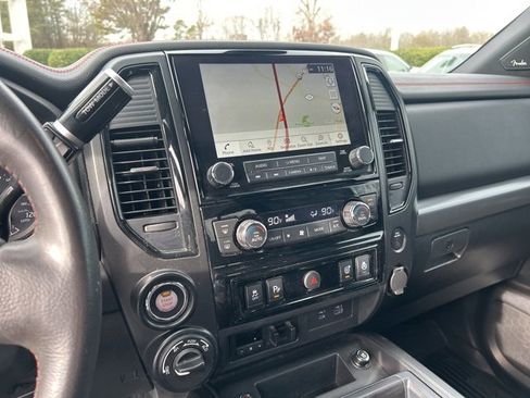 Used 2022 Nissan Titan PRO-4X w/ Pro-4x Convenience Package image 23