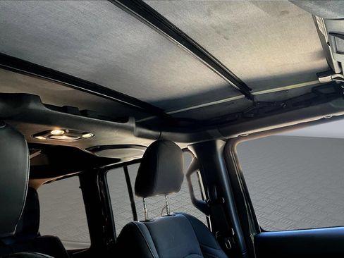 Used 2021 Jeep Wrangler Unlimited Sport AWD/4WD image 24