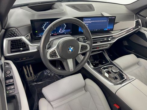 Certified 2024 BMW X5 xDrive40i w/ M Sport Package AWD/4WD image 4