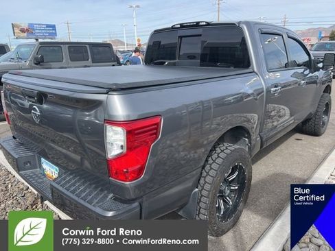 Used 2019 Nissan Titan SL w/ Chrome Package image 5