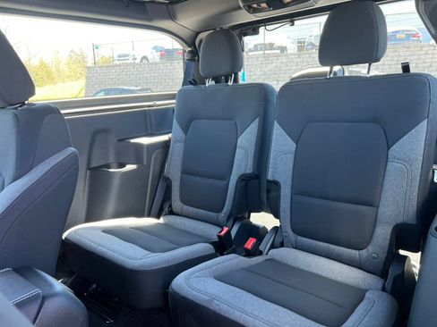 Used 2026 Ford Bronco 2-Door w/ Sasquatch Package AWD/4WD image 5