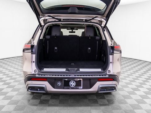 Used 2023 INFINITI QX60 Sensory w/ Vision Package image 34