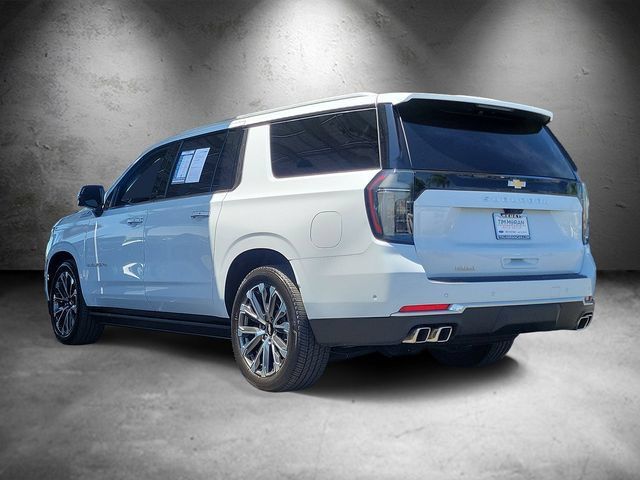 Certified 2026 Chevrolet Suburban High Country AWD/4WD image 4