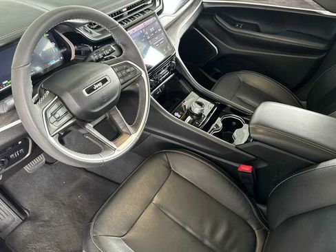 Used 2022 Jeep Grand Cherokee Limited 4xe AWD/4WD image 7