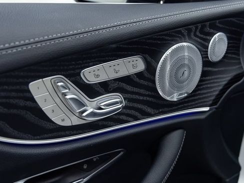 Used 2020 Mercedes-Benz E 450 4MATIC Cabriolet image 12