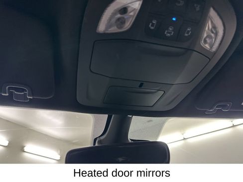 Used 2025 Chrysler Pacifica Select FWD image 44