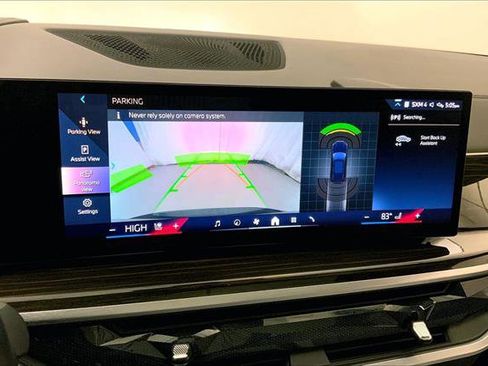 Used 2024 BMW X5 xDrive40i w/ M Sport Package image 17