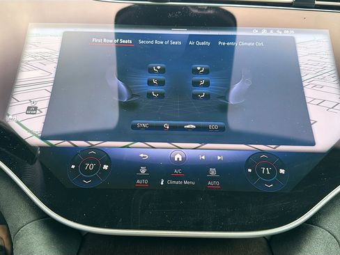 Used 2022 Mercedes-Benz EQS 580 4MATIC Sedan image 33