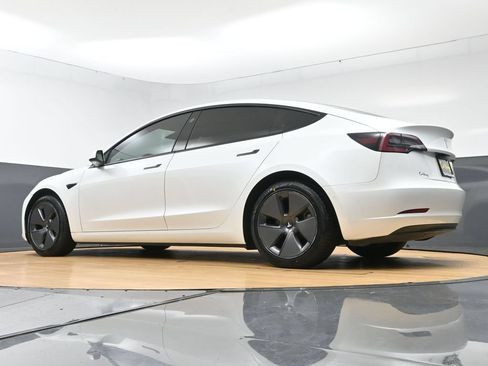 Used 2022 Tesla Model 3 Long Range AWD/4WD image 53