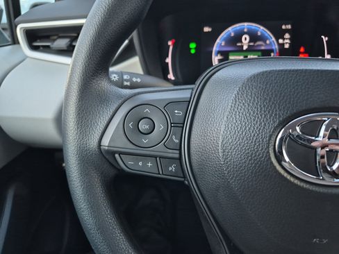 Used 2026 Toyota Corolla LE image 20