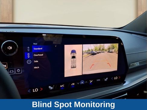 New 2026 Chevrolet Traverse LT w/ Driver Confidence Package FWD image 6