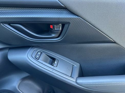 Certified 2025 Subaru Crosstrek 2.0i Premium image 18