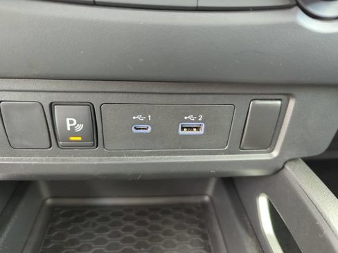 Certified 2023 Nissan Frontier SV w/ Technology Package RWD image 39
