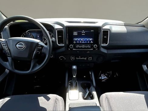 Used 2023 Nissan Frontier SV w/ Tow Package AWD/4WD image 8