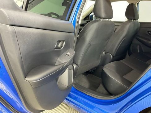 Used 2024 Nissan Sentra SV image 13